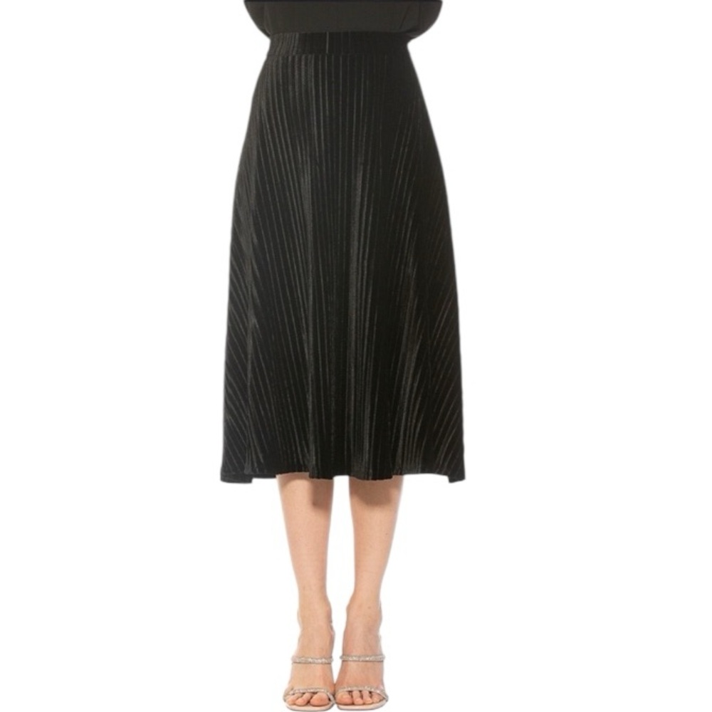 NWT Alexia Admor Black Velvet Pleated Midi Length Skirt Holiday Christmas